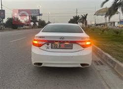 هيونداي أزيرا